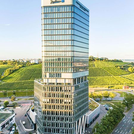 Radisson Blu Hotel At Porsche Design Tower สตุตการ์ต ภายนอก รูปภาพ